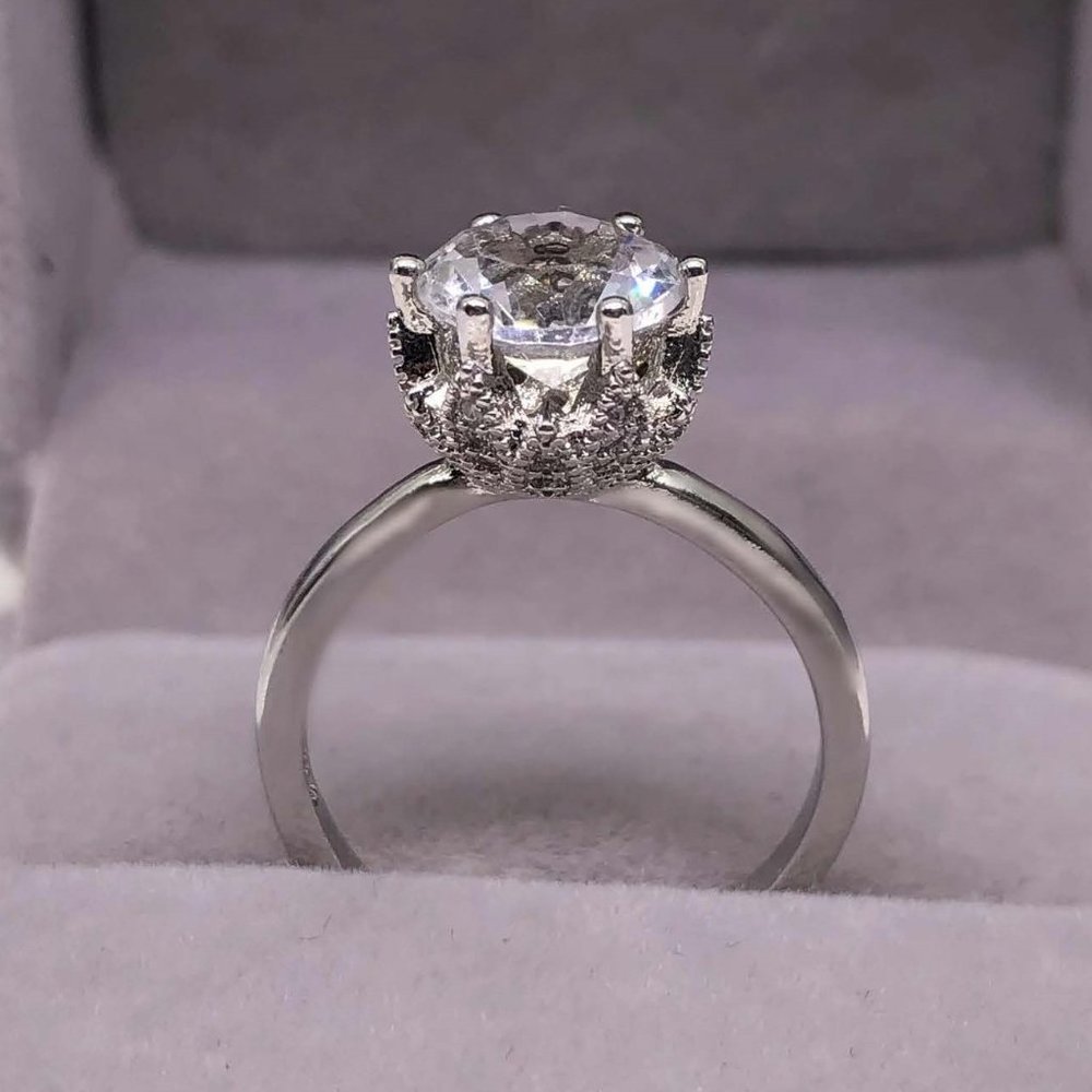 Kate 1ct White Topaz Ring 925 Sterling Silver - Picture 9 of 15